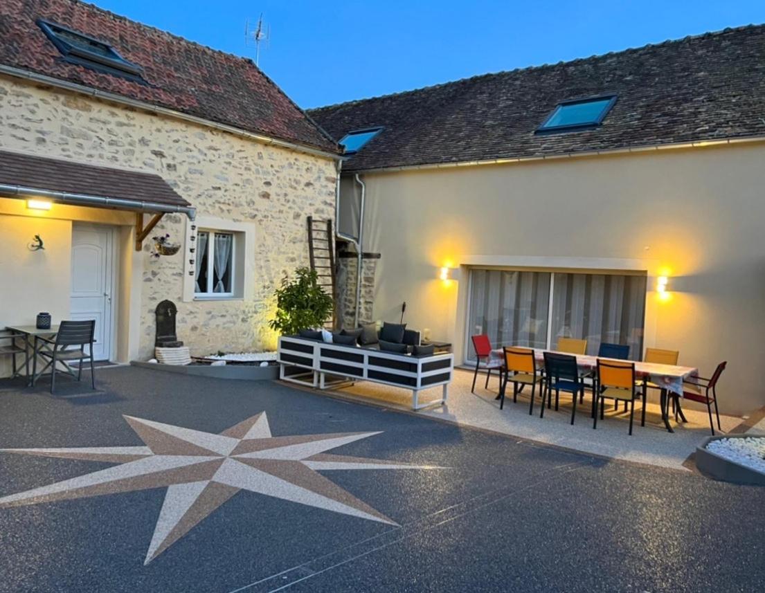 Suzy Home Moisenay Exterior photo